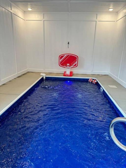 Willa New! Indoor Pool/Ps 5/Hot Tub/Parkway Pigeon Forge Zewnętrze zdjęcie